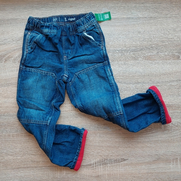 GAP Other - Gap fleece-lined jeans 5T